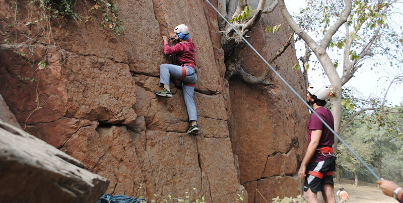 Rock-Climbing-in-Kashmir(1)